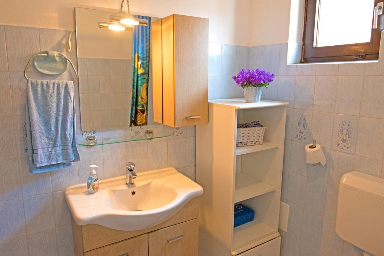 Apartman Mirna Rovinj Bagian luar foto